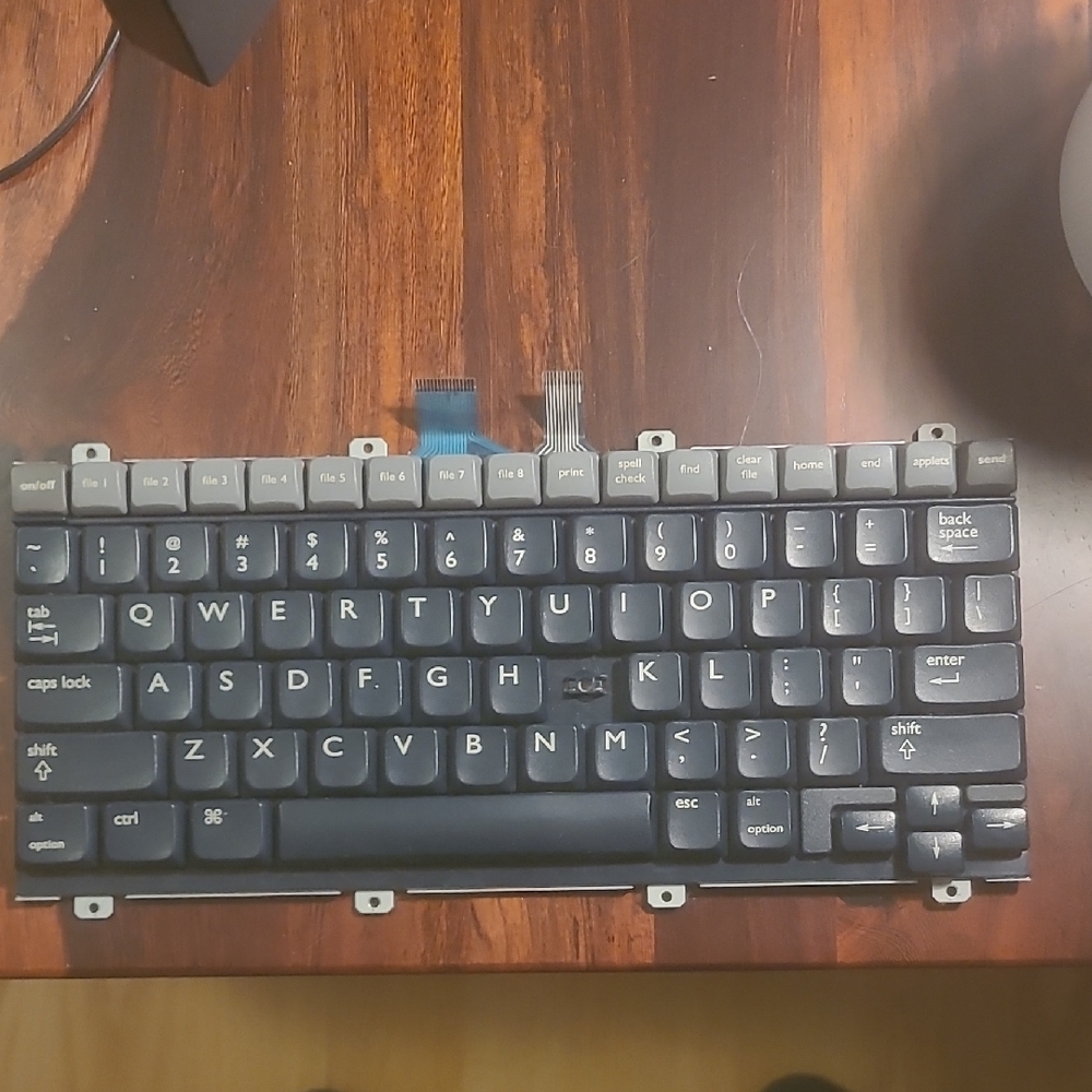 AlphaSmart 3000 Keyboard For Parts Missing J